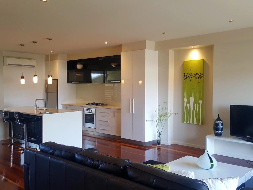 104 On Merri Apartment Γουόρναμπουλ Εξωτερικό φωτογραφία